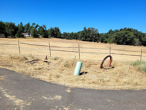 5th image of 8970 Chula Acres Ln