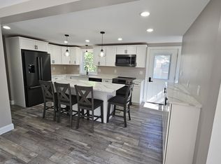 17 Powderhouse Rd, Merrimack, NH 03054