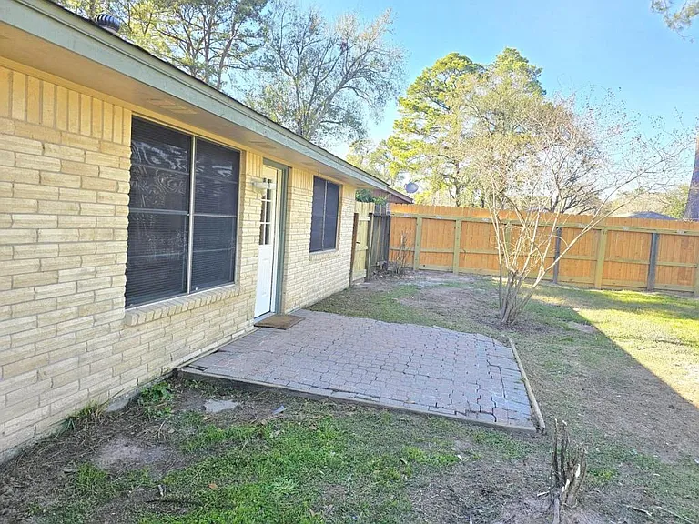2327 Shadbury Ct — Photo 35