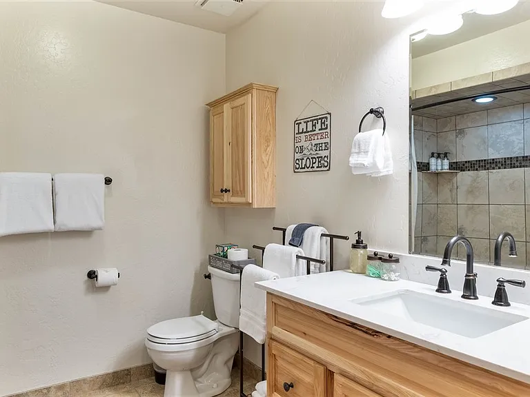 1384 Park Ave #215 — Photo 50