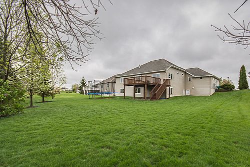 5th image of 1354 Woodfield Dr