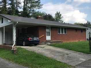 509 Balmoral Rd, Middlesboro, KY 40965