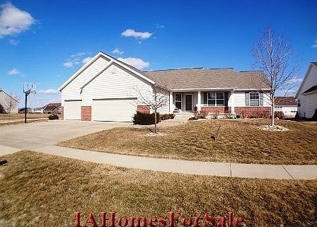 400 Limerock Dr NW