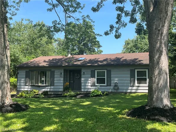 9001 Elm St, Mentor, OH 44060