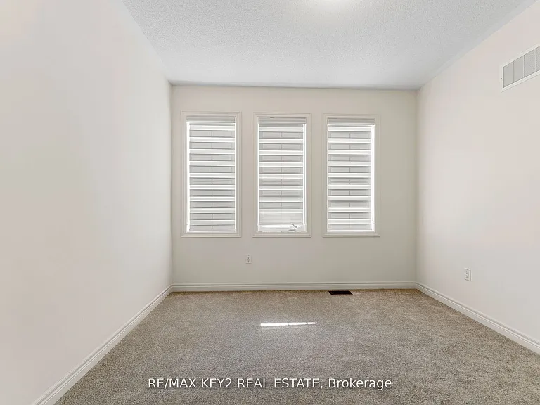 175 Hartney Dr — Photo 22
