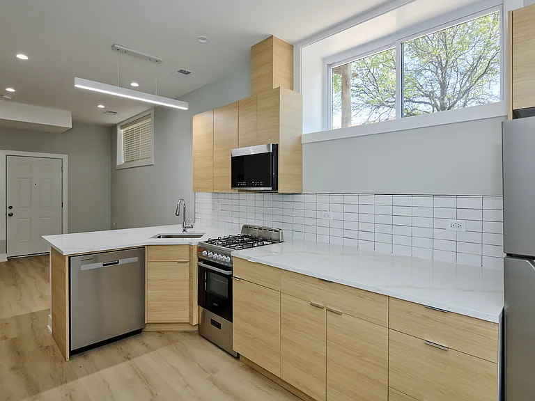 2876 W 21st Pl #B — Photo 2