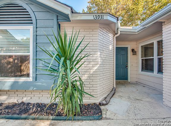 2nd image of 13931 Laurel Hollow Dr