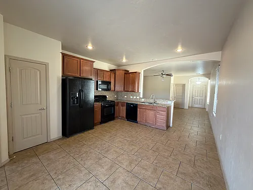5058 Kenner Way Photo 1