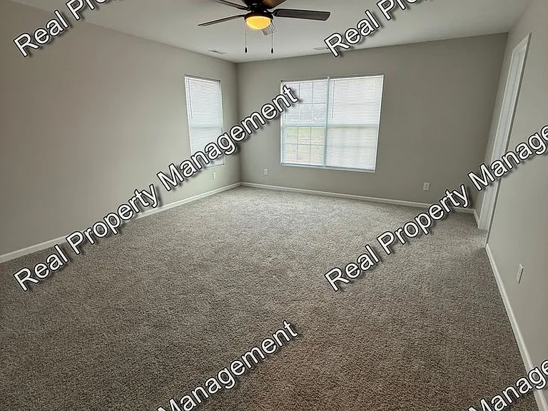 5649 Ruby Rd — Photo 5