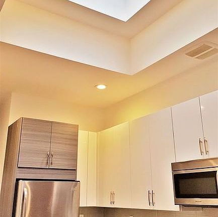 2nd image of 1250 Dekalb Ave #3L