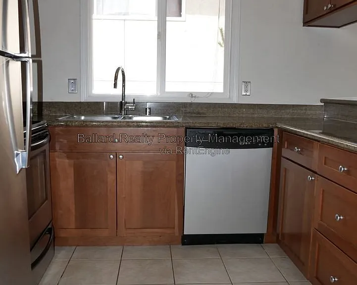 1712 NW 85th St #301 — Photo 9
