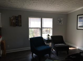 27 Johnson Landing Rd, Beaufort, SC 29907