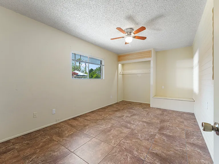 535 S Temple St #3 — Photo 7