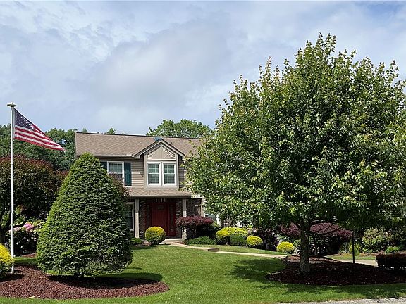 2nd image of 112 Sandstone Ct