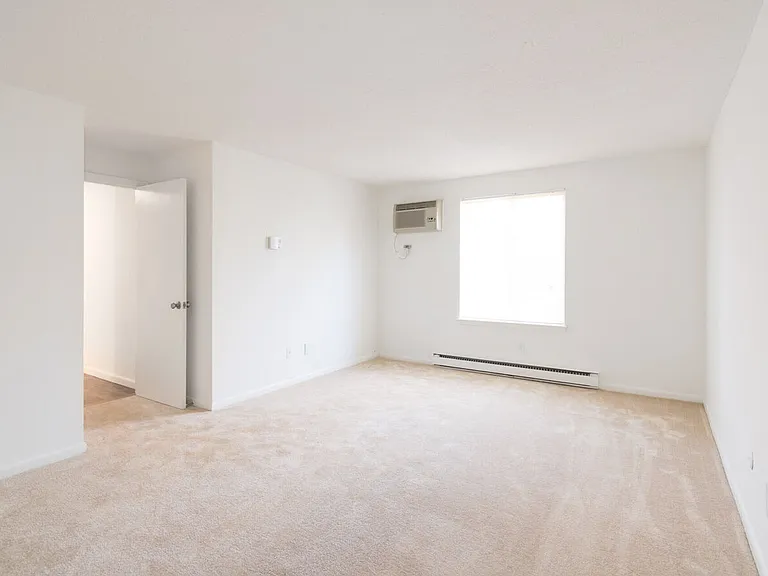 South Winds Apartments — Photo 49