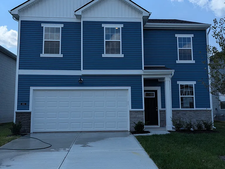 3812 Sterling Dr — Photo 1