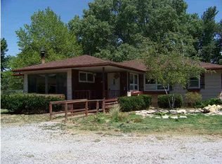 927 Chisholm Trl, Newton, KS 67114