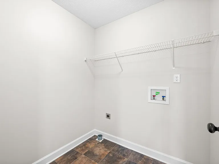 1282 Eagles View Dr — Photo 20