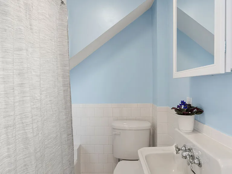42 Riverside Ave — Photo 17