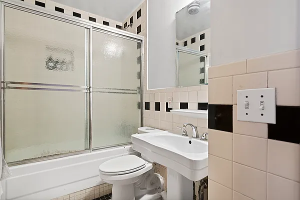 Rented by Brown Harris Stevens | media 15