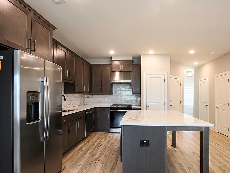 1345 Parc Bench Rd — Photo 6