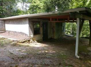 9951 Huckleberry Ln, Soddy Daisy, TN 37379