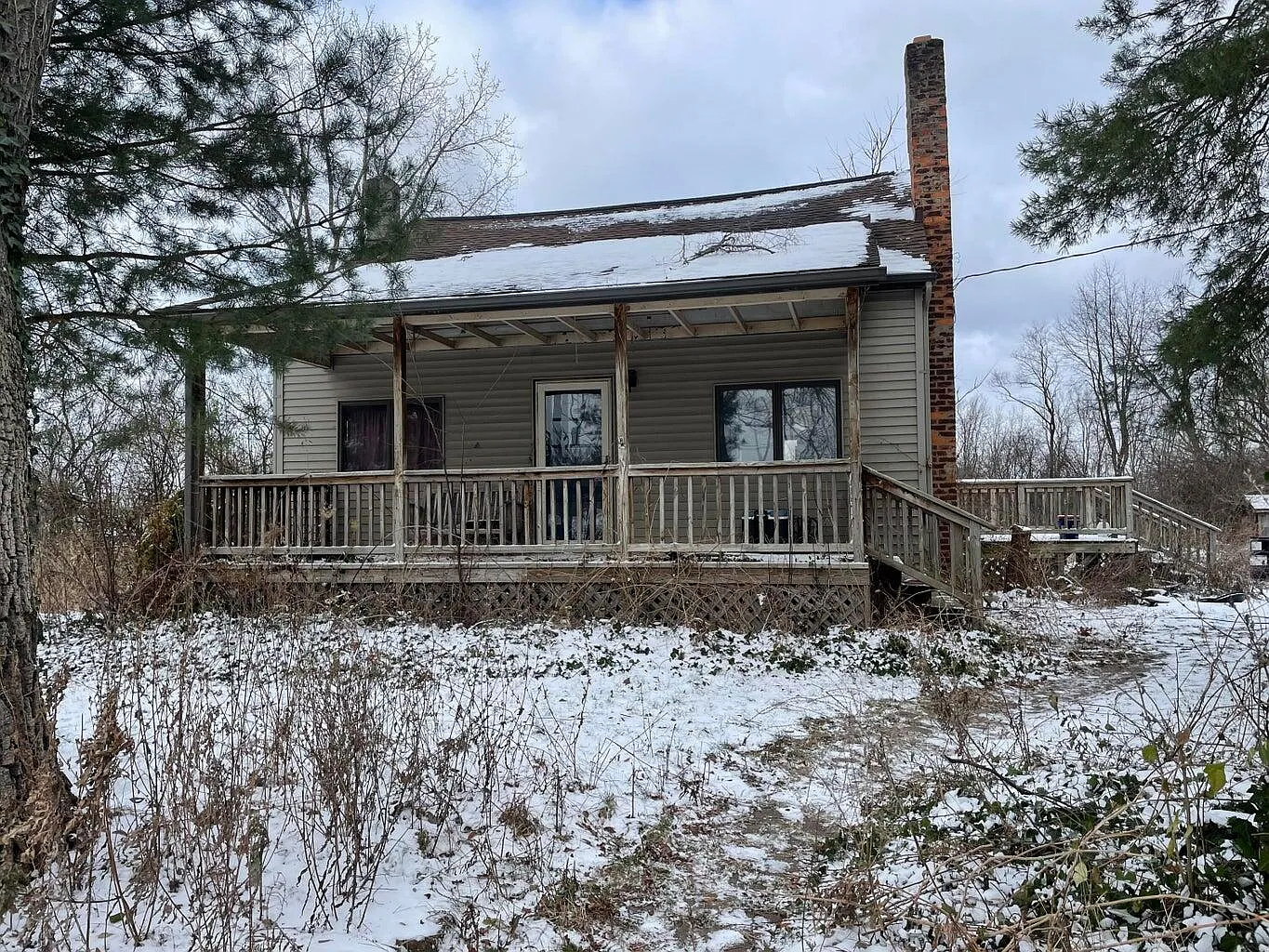 300 Cleveland St photo 1