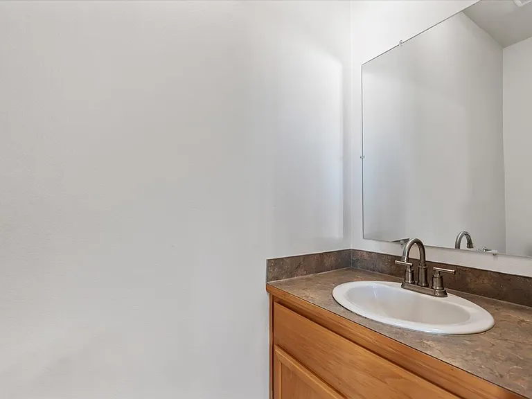 727 Stampede Ct #2A — Photo 7