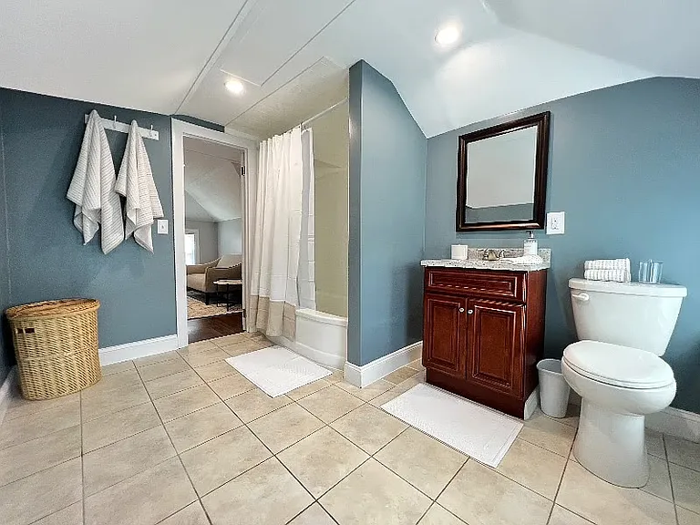 16 Holland Rd #3 — Photo 4
