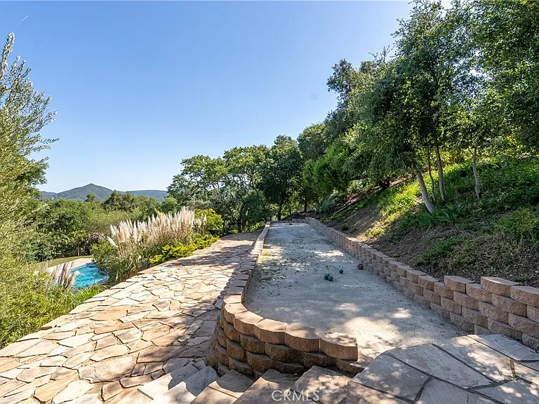 10885 San Marcos Rd — Photo 30