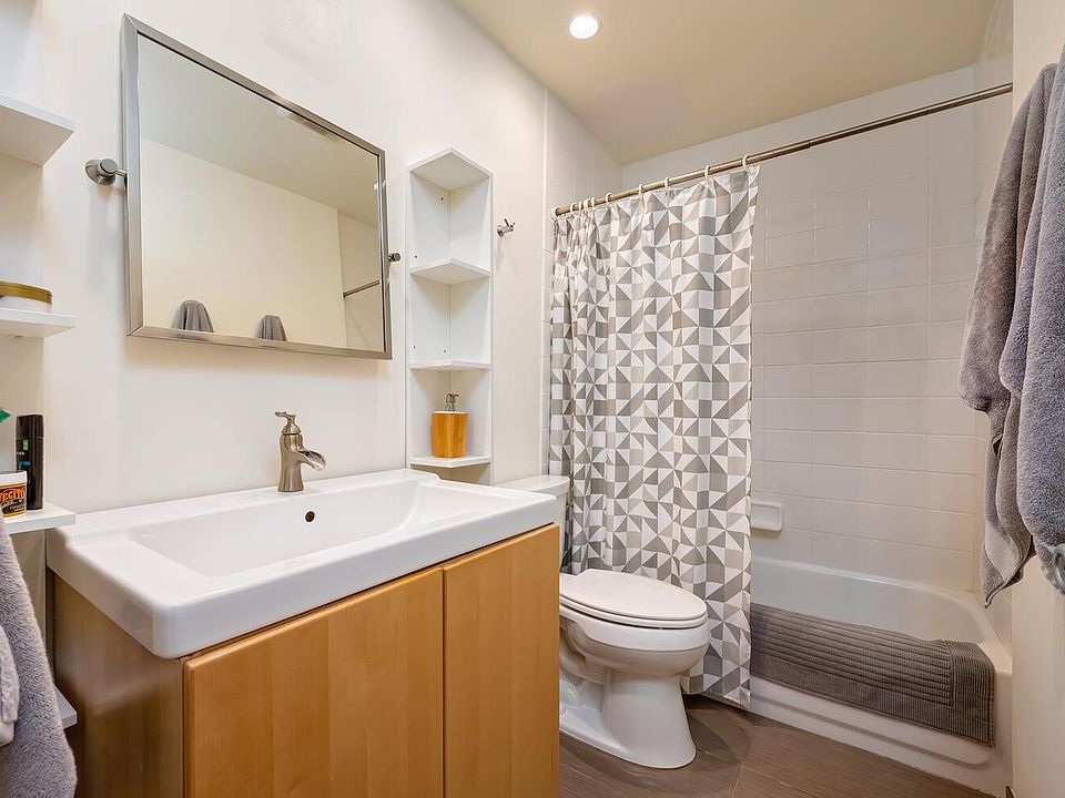 1st image of 514 Obispo Ave APT B