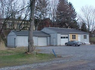 606 White St, Hollidaysburg, PA 16648