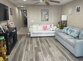 4926 Steel Dust Ln, Lutz, FL 33559