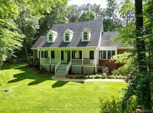 15403 Fox Crest Ln, Midlothian, VA 23112