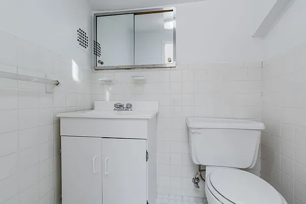 Rented by MOTION New York | media 23