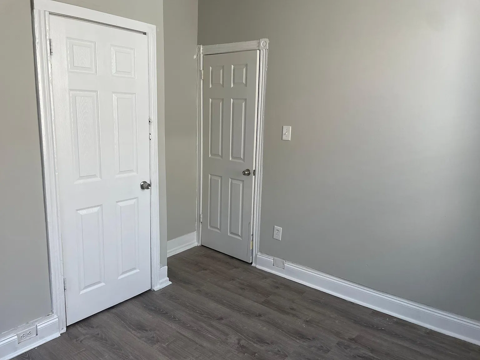 3 bed, 1.5 bath, 1100 sqft, $780 — Photo 3