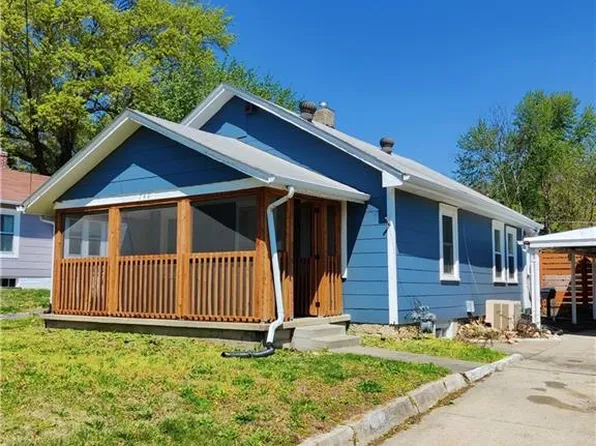 748 E Walnut St, Independence, MO 64050