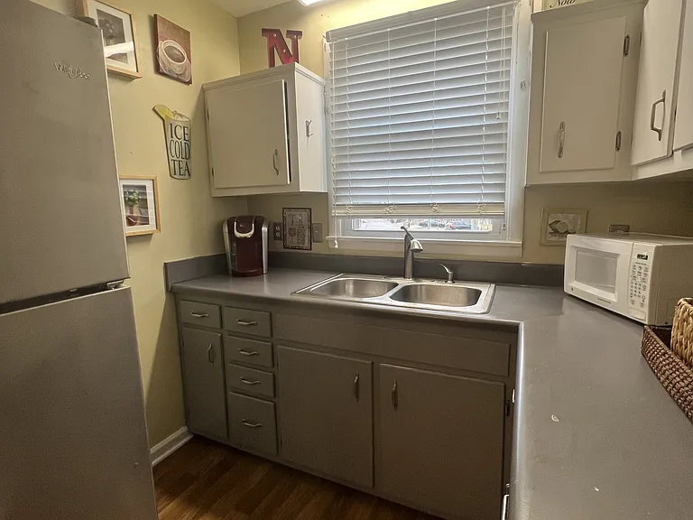 2301 Dalebrook Ct #B — Photo 7