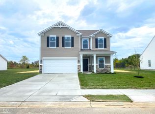 6827 Bluebird Ln, Seymour, IN 47274