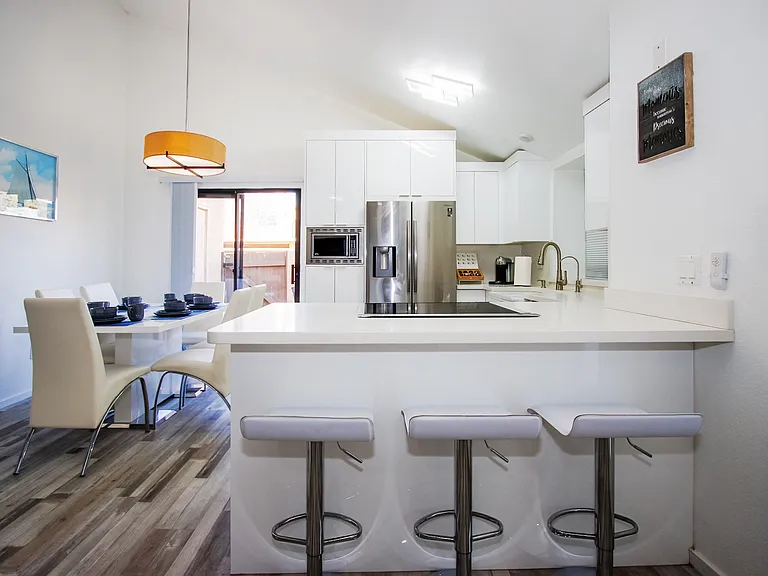 5704 E Aire Libre Ave — Photo 6