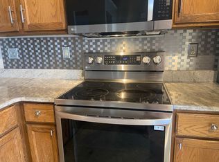 802 Spring Meadows Dr, Lexington, KY 40504