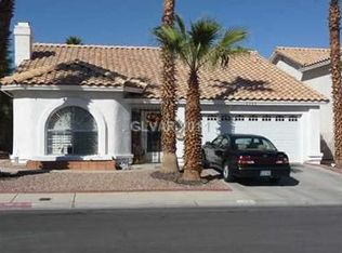 9404 Hollycrest Dr, Las Vegas, NV 89117