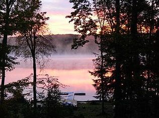 5543 Misty Cove Ct, Interlochen, MI 49643
