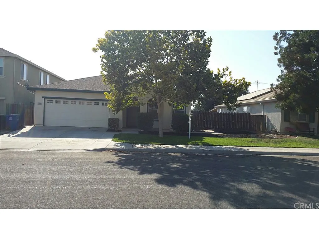 149 Pine St photo 1