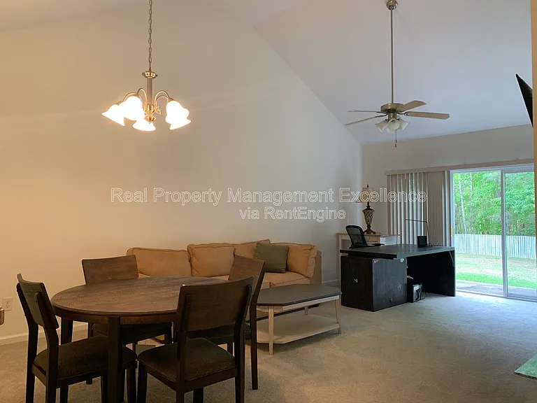 205 Will Ct — Photo 9
