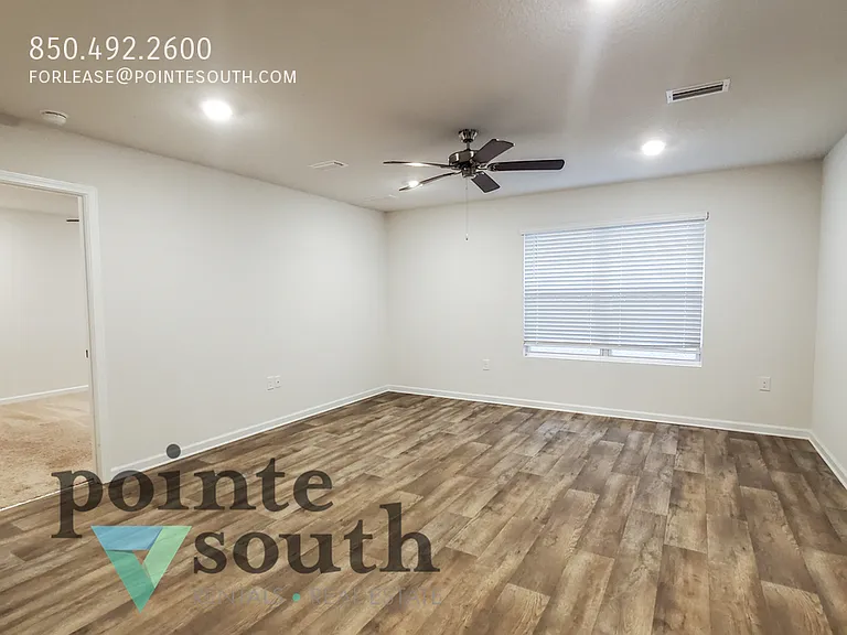 7332 Lakeside Oak Ct — Photo 6