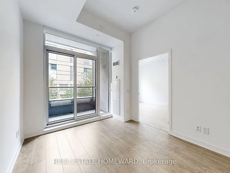 543 Richmond St W #208 — Photo 5