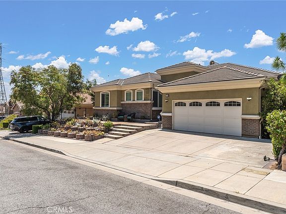 3rd image of 2716 Starpine Dr