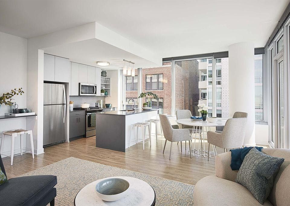 1st image of 720 N Wells St #1515