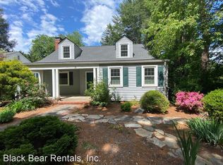 18 Manetta Rd, Asheville, NC 28804